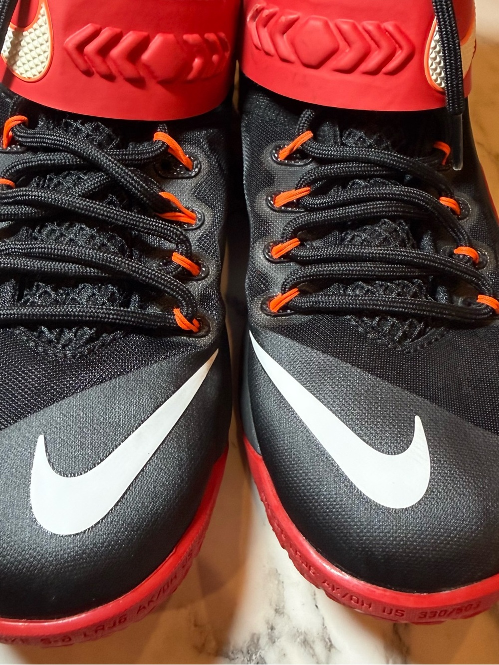 Nike LeBron Zoom Soldier 8 Black University Red Mens Size 9.5 Sneakers - Picture 6 of 13